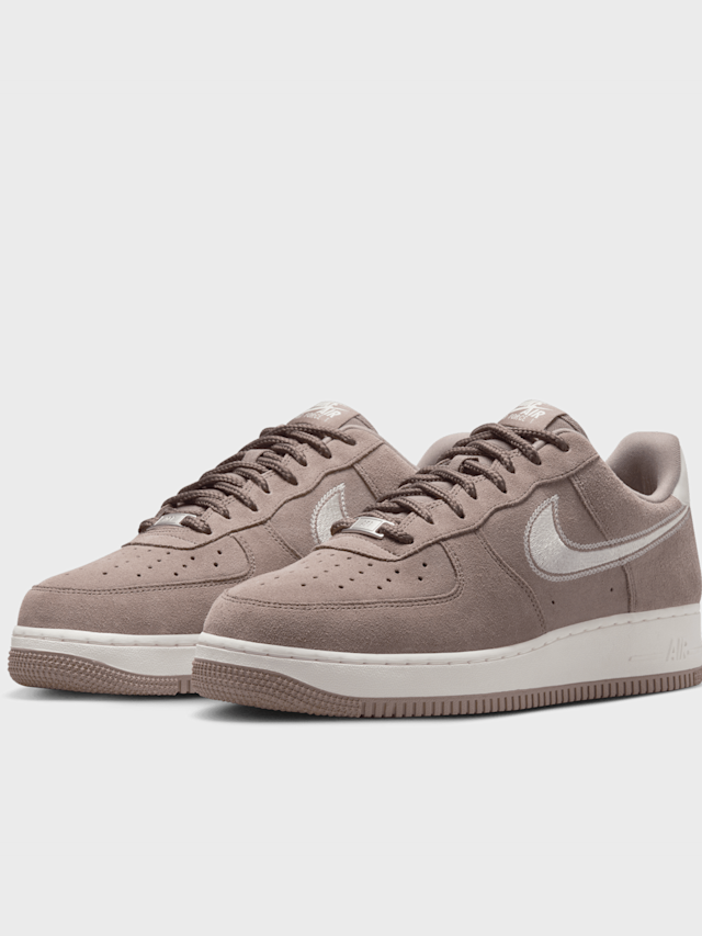 Nike, Air Force 1`07 LV8, brązowy, Obraz 4 z 8